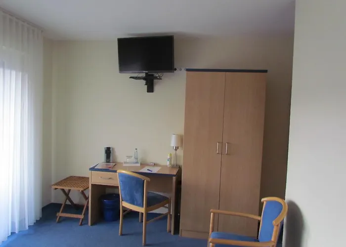 Hotel Garni Zum Drosten 2*